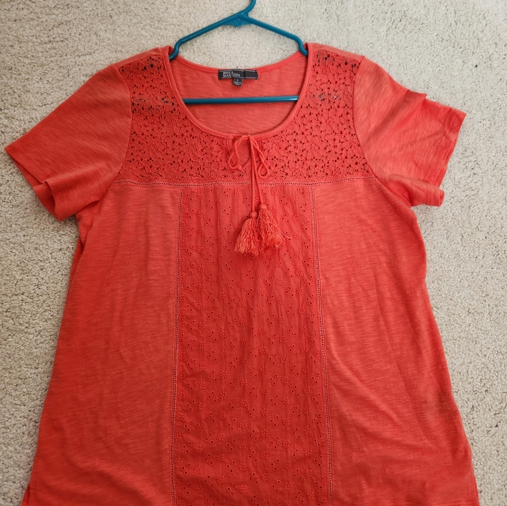 💥SALE💥89th & Madison, Large, Dark Peach
